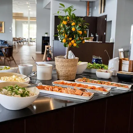 מלון Spa Hotel Kasnaes